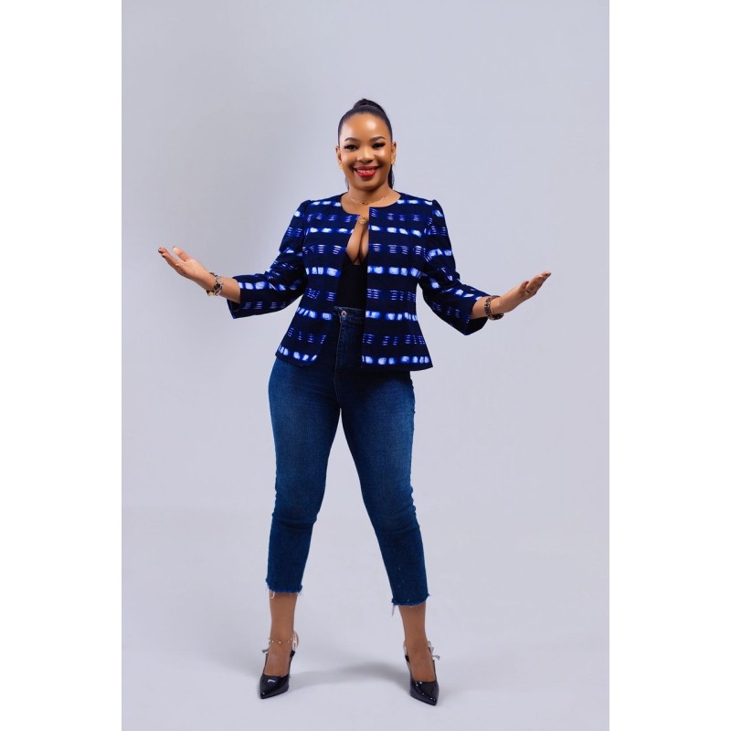 Veste en pagne indigo couleur bleu disponible en taille S /M /L /XL/XXL